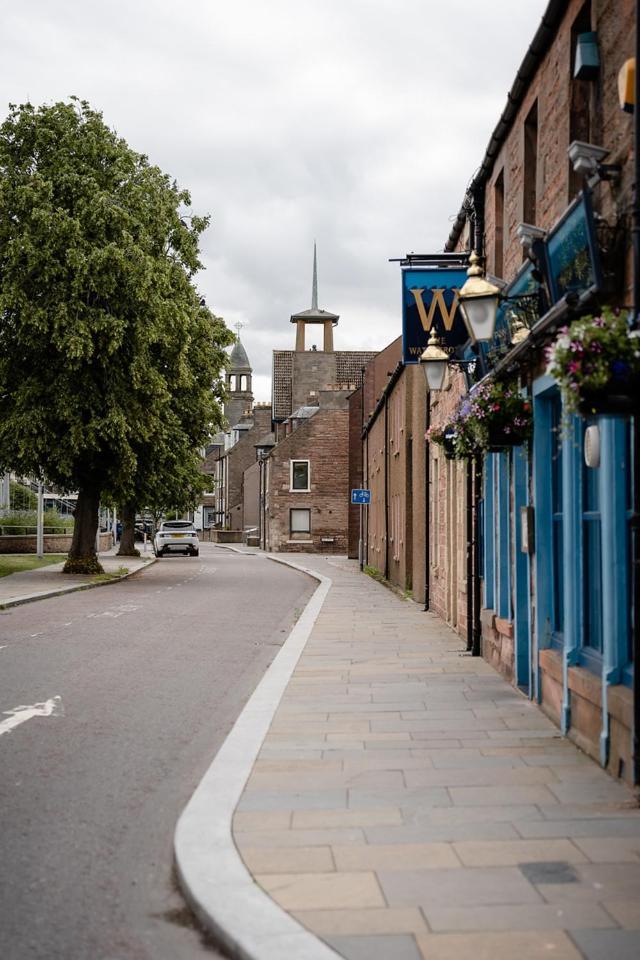 Ness Riverfront Holiday Home - City Centre Inverness Luaran gambar